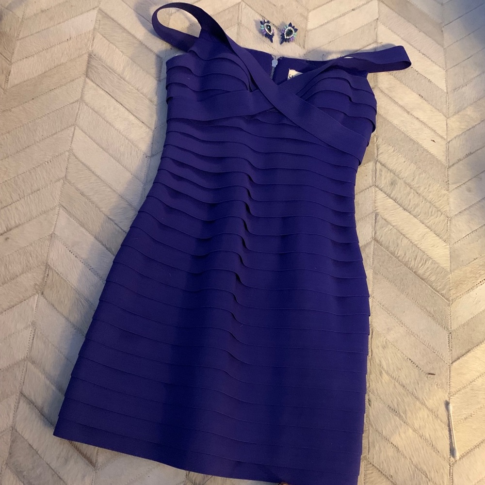 Sherri hill bandage dress